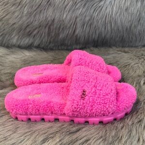 UGG Vibrant Pink Fuzzy Slippers Size 8